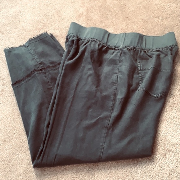 Soft Surroundings, Olive Pant, Fringed Bottom,Easy Pull-On w/Thick Band,Size MP - Picture 1 of 10